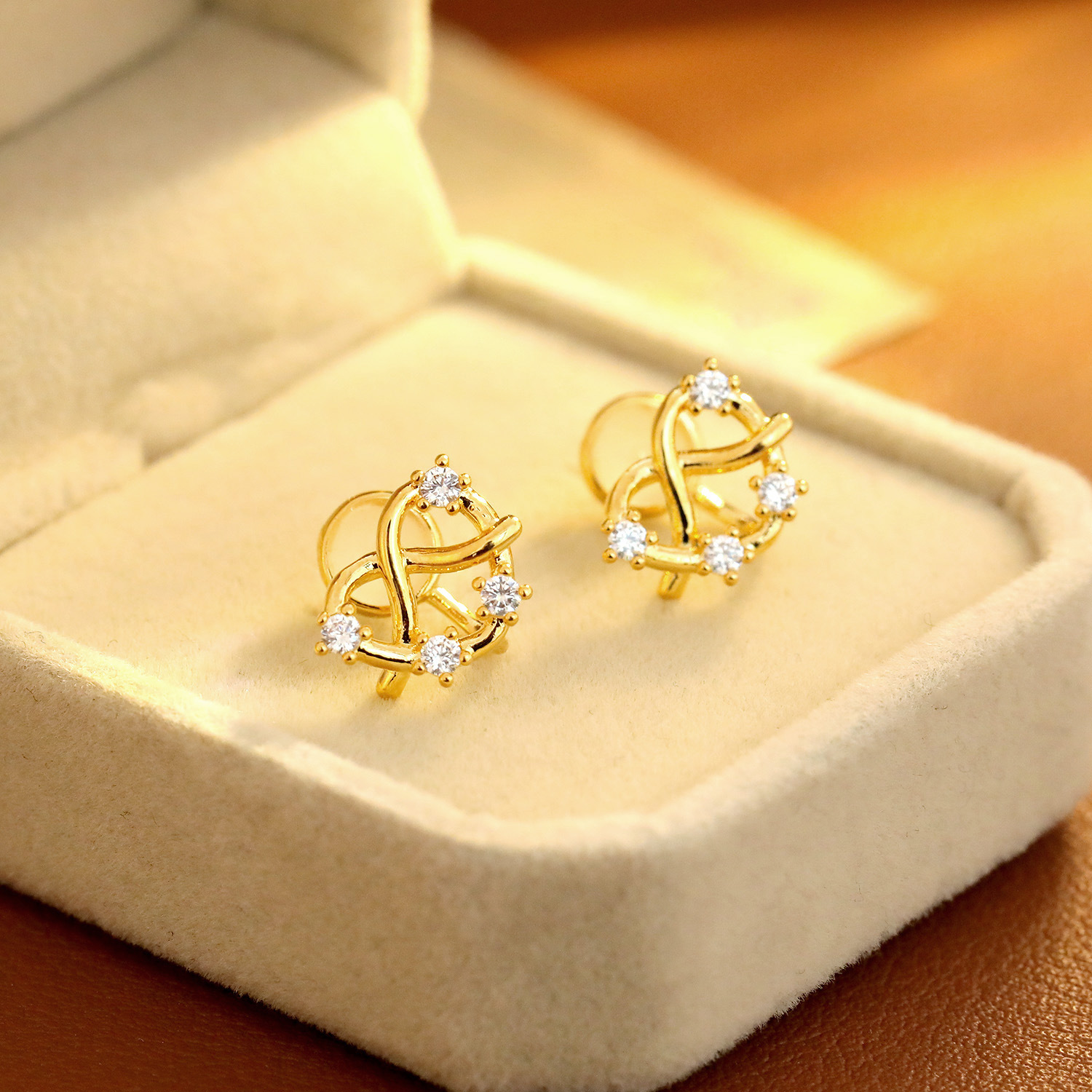 Sweet Heart Shape Ear Cuffs For Women Featuring 16K Real Gold Plated With Zircon Inlay In Golden Tone
