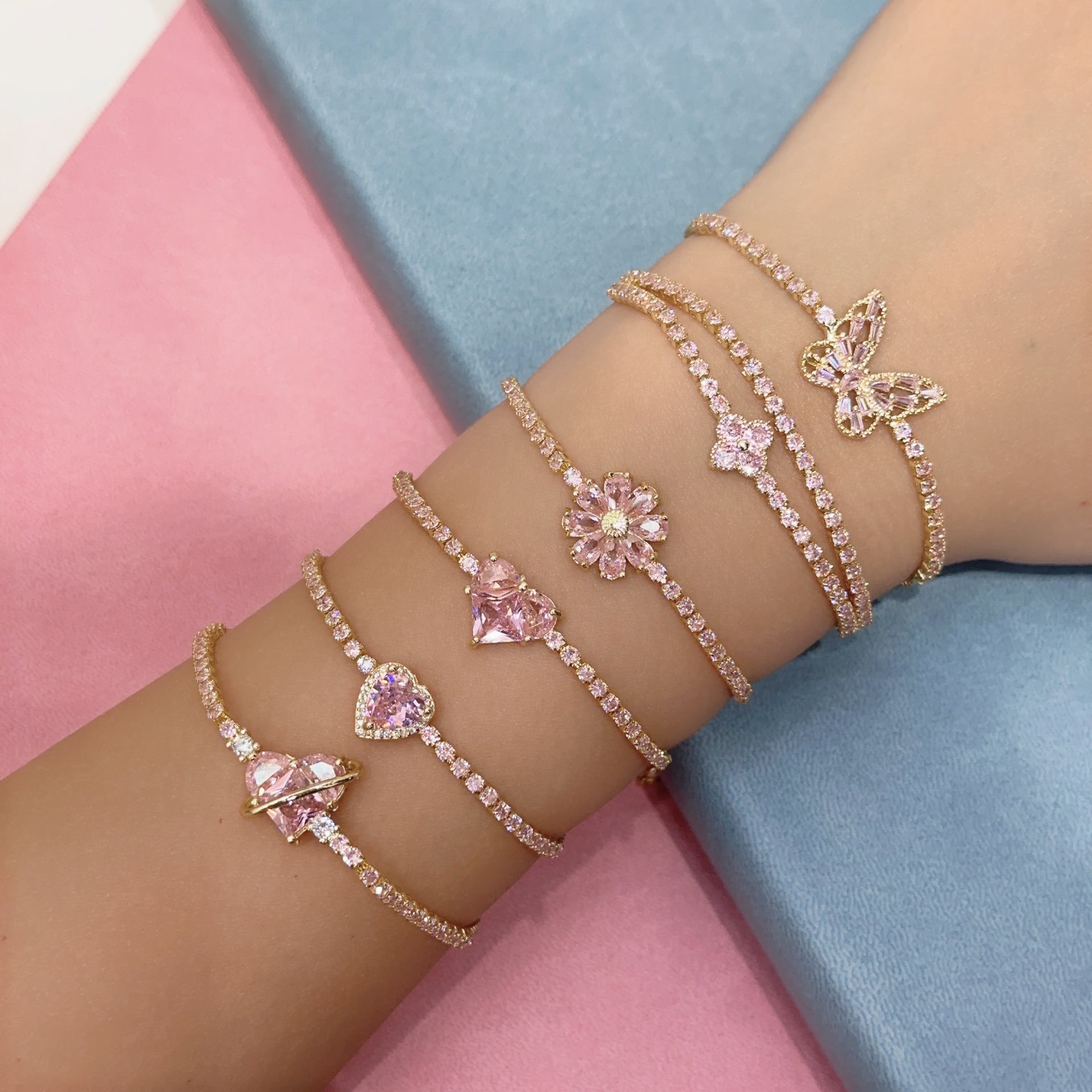 Heart Shape Copper Bracelet For Women With Electroplated Design And Zircon Inlay, Sweet Style
