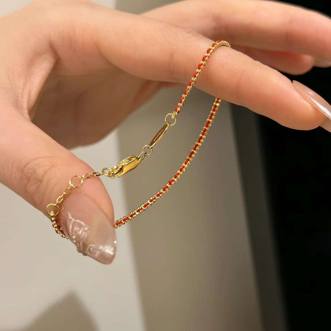 Sweet Red Line Bracelet For Women Featuring Copper Rope Chain With Electroplated Gold Plating