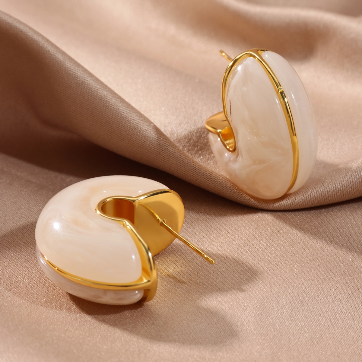 Three-dimensional C Shape Earrings For Women, Copper Material With 18K Real Gold Plated And PVD Coated Finish, Featuring Resin Inlay 6