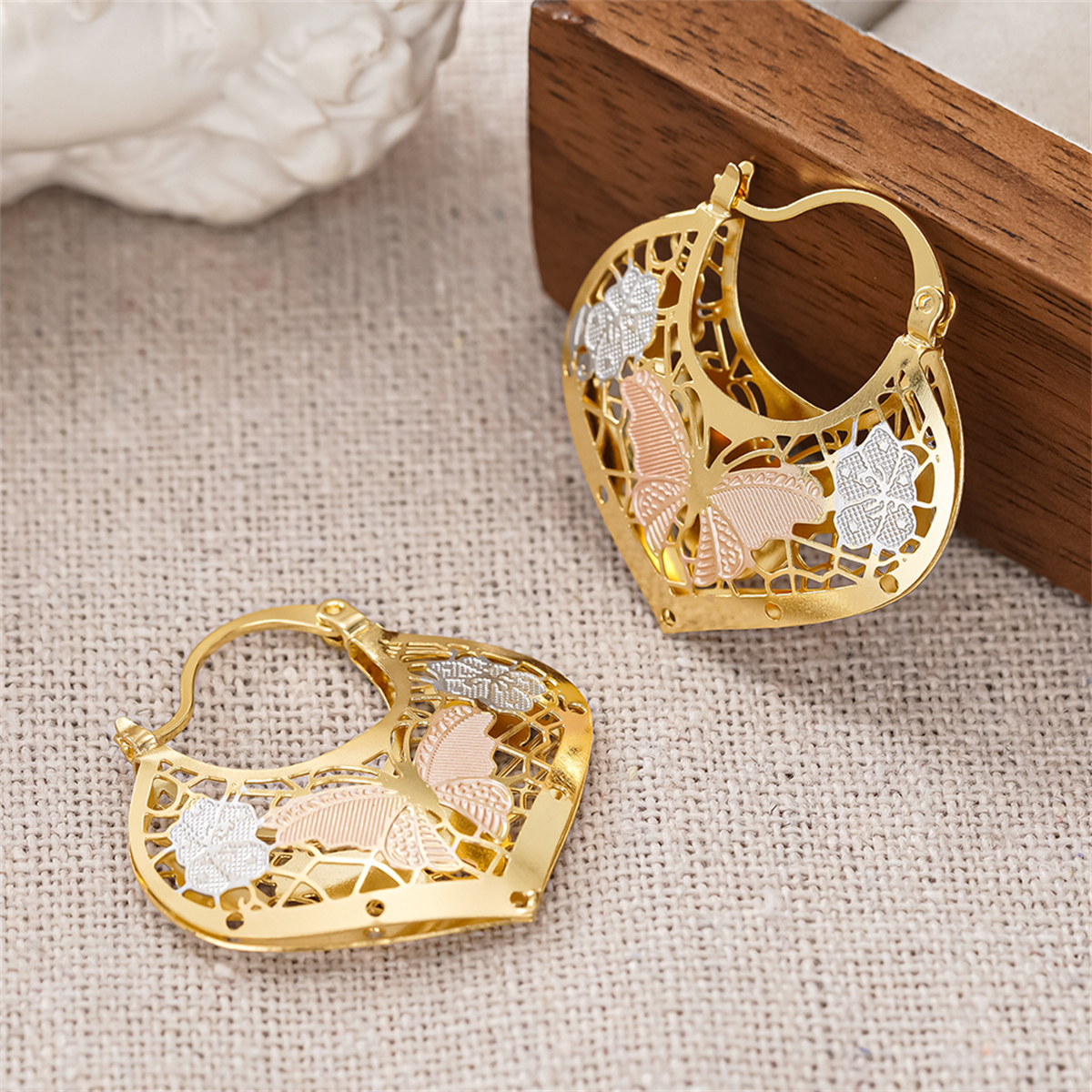 Three-dimensional Flowers Earrings For Women In Copper With KC Golden Water Plating And 0.03µm Thickness 5