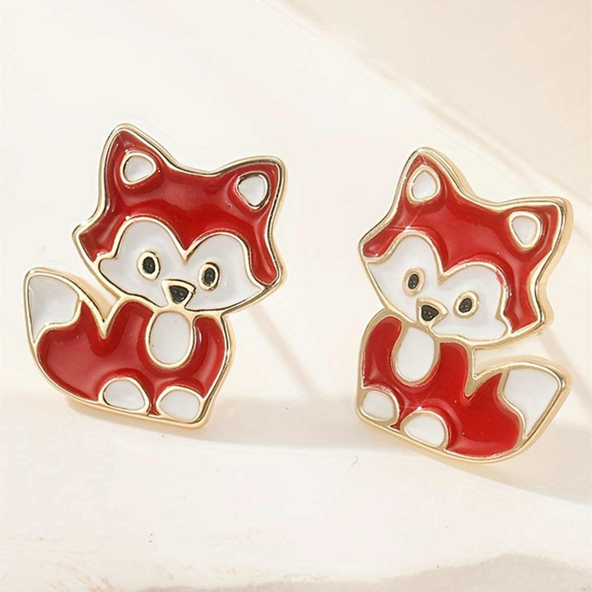 Three-dimensional Fox Stud Earrings In Copper With KC Golden Water Plating And 0.03µm Thickness