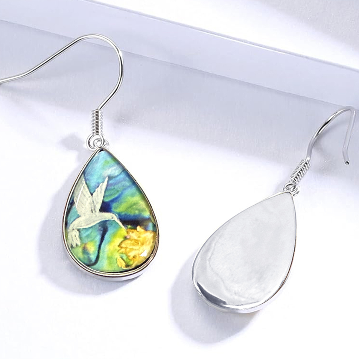 Three-dimensional Geometric Copper Earrings With White K Water Plating Featuring 0.03µm Thick Coating, Drop Earrings 4