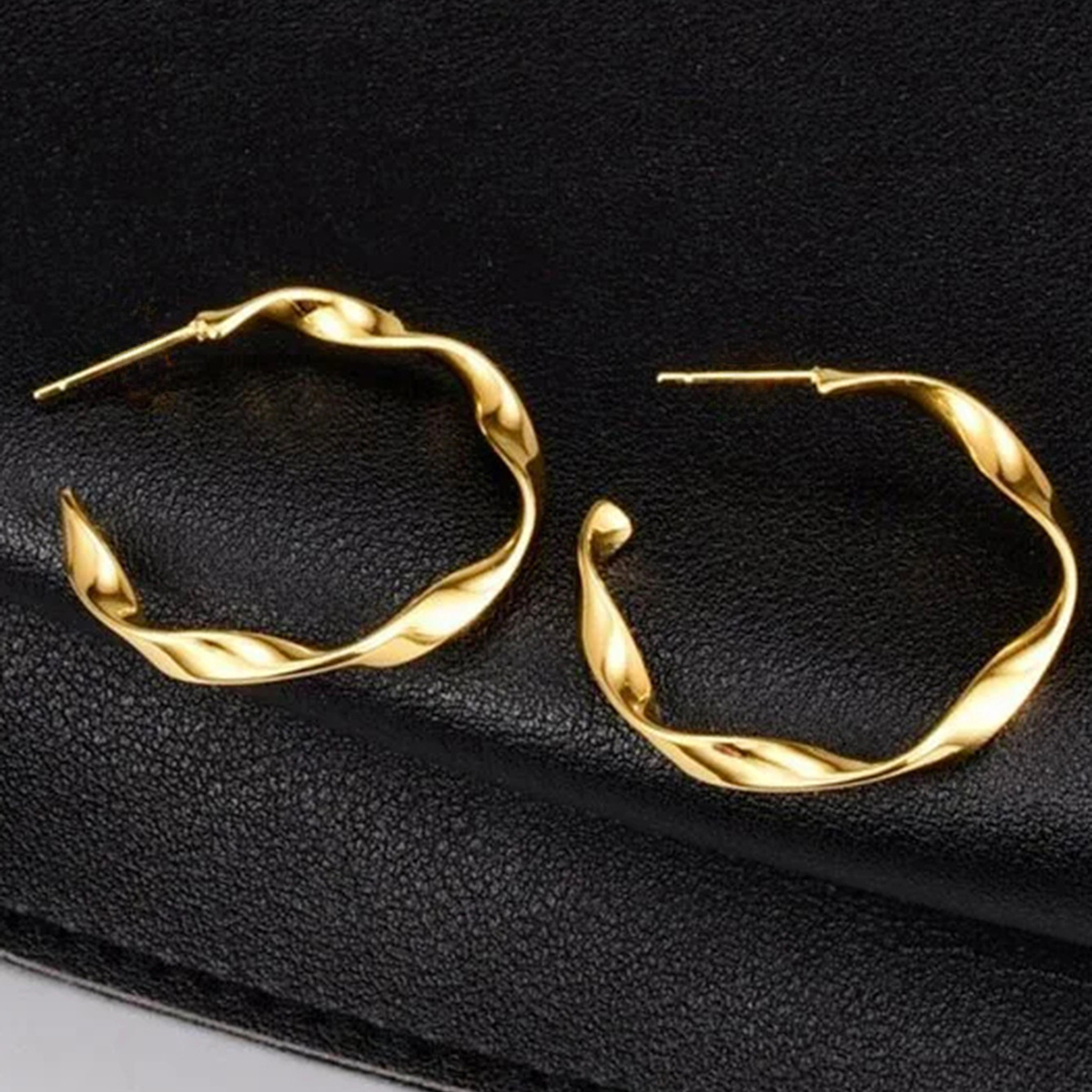 Three-dimensional Geometric Earrings In Copper With KC Golden Water Plating And 0.03µm Thick Coating 4