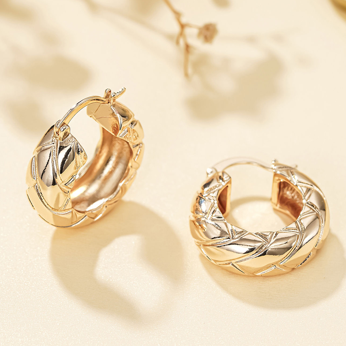 Three-dimensional Geometric Earrings For Women In Copper With KC Golden Plated Water Plating And 0.03µm Thickness 9