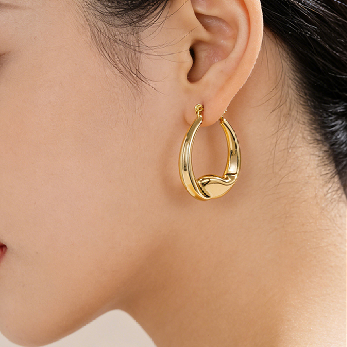 Three-dimensional Geometric Earrings For Women In Copper With KC Golden Water Plating And 0.03µm Thickness 6