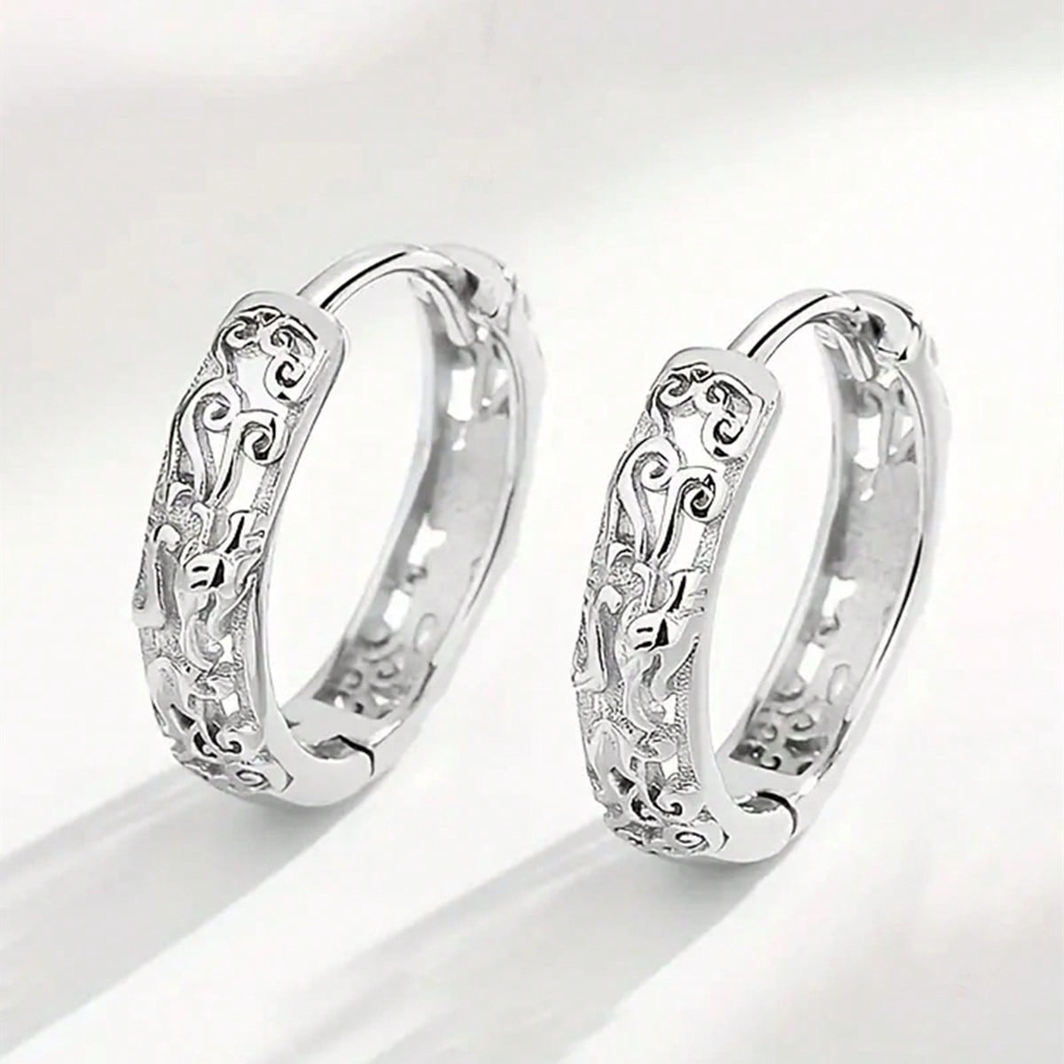 Three-dimensional Geometric Earrings For Women In Copper With White K Water Plating And 0.03µm Thick Coating 2