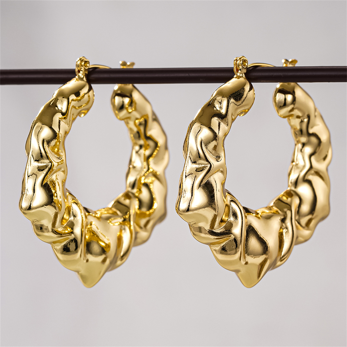 Three-dimensional Geometric Earrings For Women In Copper With KC Golden Plated Water Plating And 0.03µm Thickness
