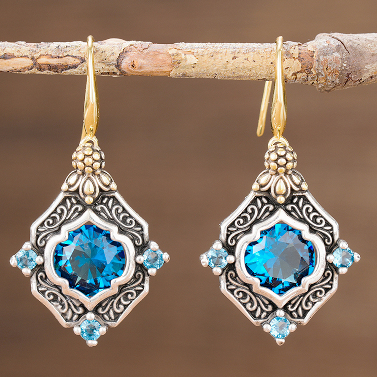 Three-dimensional Geometric Earrings In Copper With KC Golden Water Plating 0.03µm Thickness Featuring Zircon Inlay 2