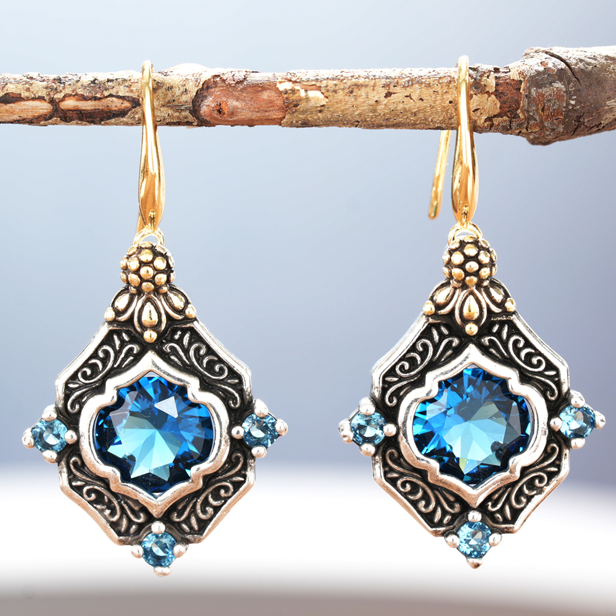 Three-dimensional Geometric Earrings In Copper With KC Golden Water Plating 0.03µm Thickness Featuring Zircon Inlay 4
