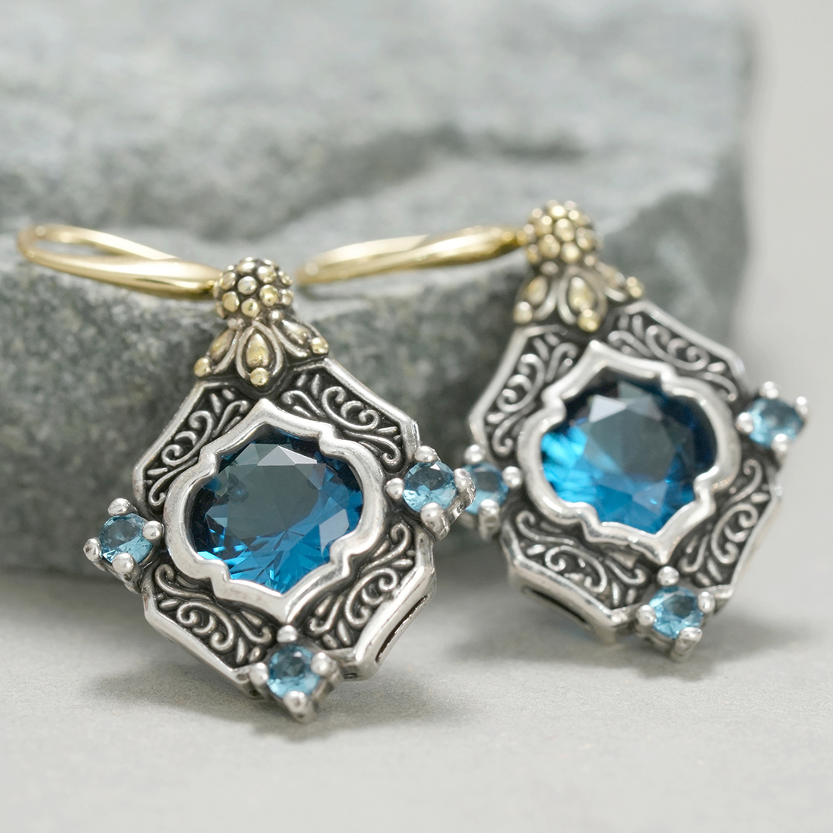 Three-dimensional Geometric Earrings In Copper With KC Golden Water Plating 0.03µm Thickness Featuring Zircon Inlay 8