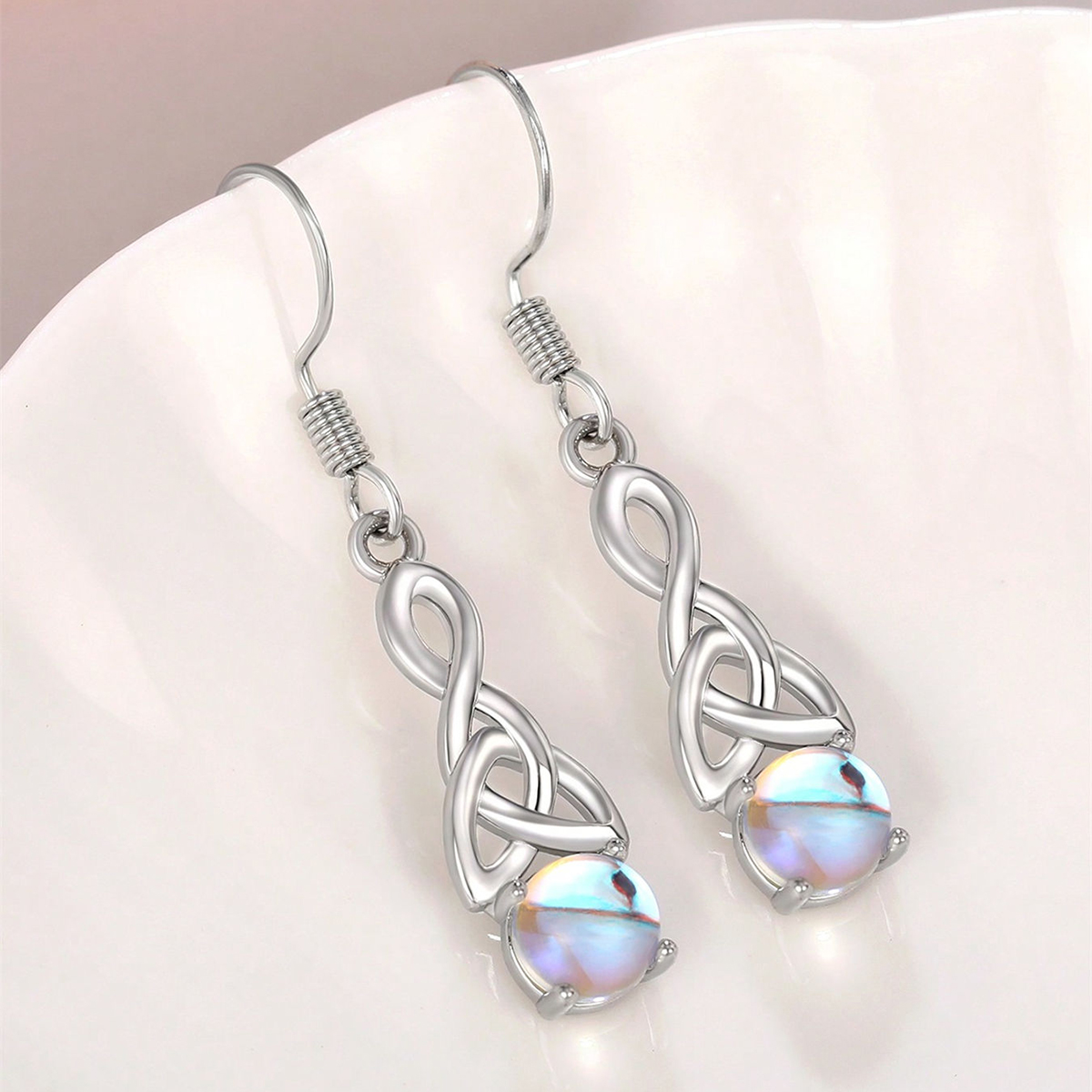 Three-dimensional Geometric Drop Earrings For Women In Copper With White K Plated Water Plating And 0.03µm Thickness 3