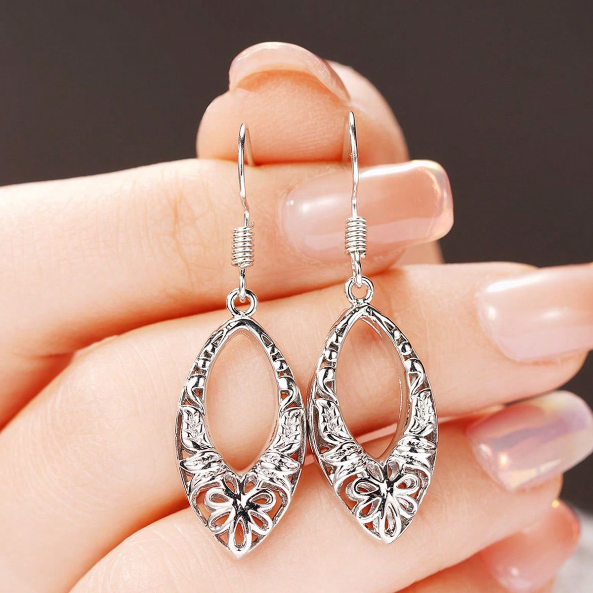 Three-dimensional Geometric Ear Hook For Women In Copper With White K Water Plating And 0.03µm Thickness 3