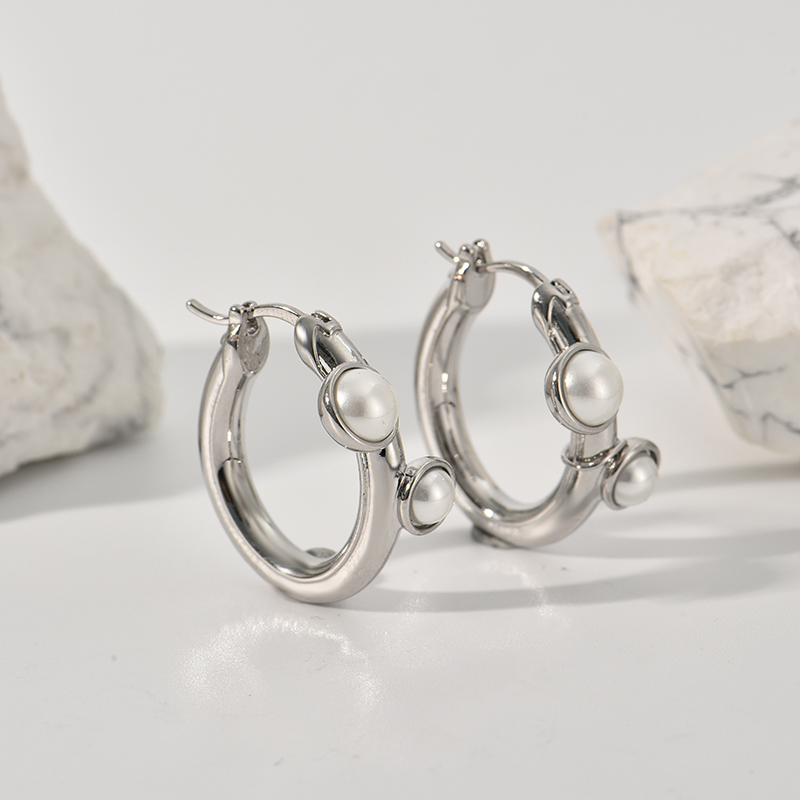 Three-dimensional Geometric Earrings For Women, Electroplated Copper With Golden Plated Finish And Artificial Pearl Inlay 5