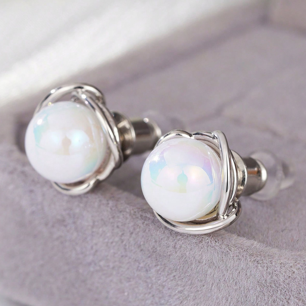 Three-dimensional Geometric Stud Earrings For Women In Copper With White K Plated Water Plating And 0.03µm Thick Coating 4