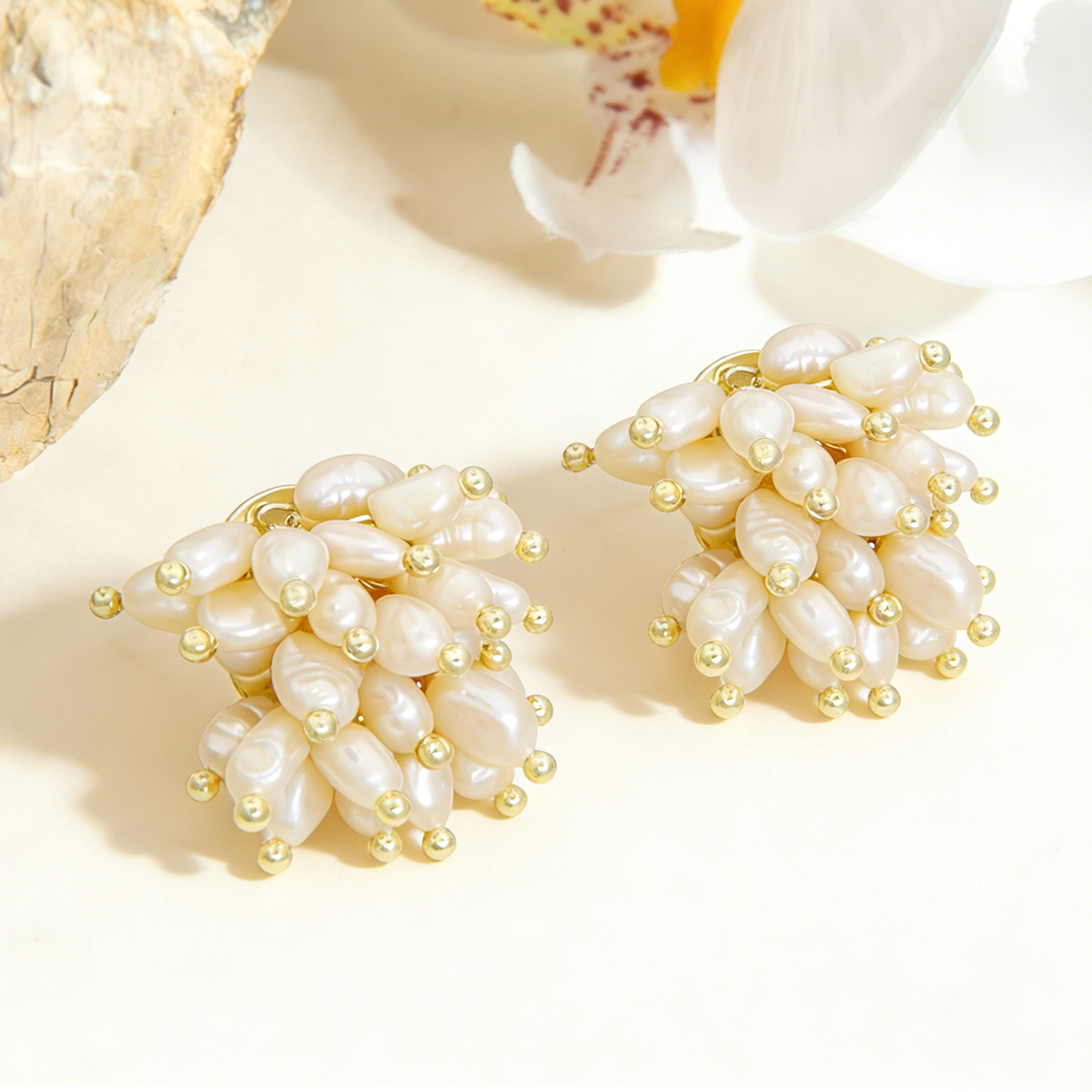 Three-dimensional Geometric Stud Earrings In Copper With Electroplated Golden Plating And Freshwater Pearl Inlay