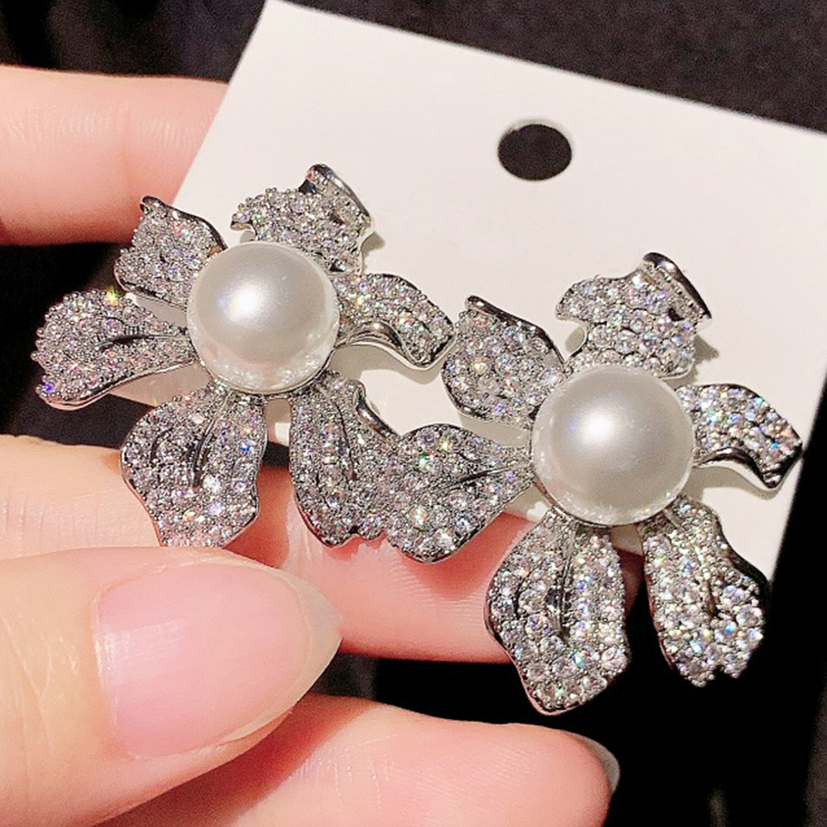 Three-dimensional Geometric Stud Earrings In Copper With White K Water Plating And 0.03µm Thick Coating, Featuring Pearl Inlay 7