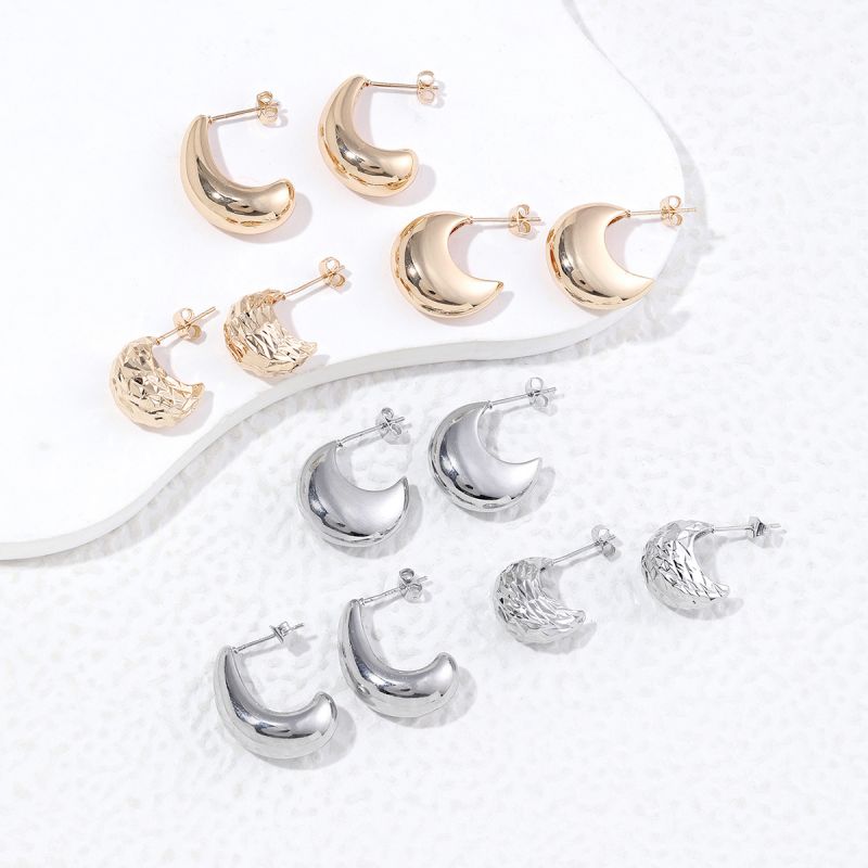 Three-dimensional Geometric Stud Earrings For Women, Copper Material With Golden Plated Water Plating And 0.03µm-0.05µm Thickness