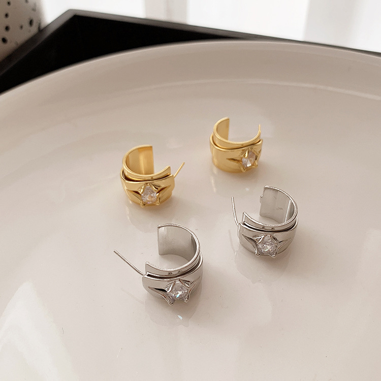 Three-dimensional Geometric Stud Earrings For Women, Electroplated Copper With Golden Plated Finish And Zircon Inlay 3