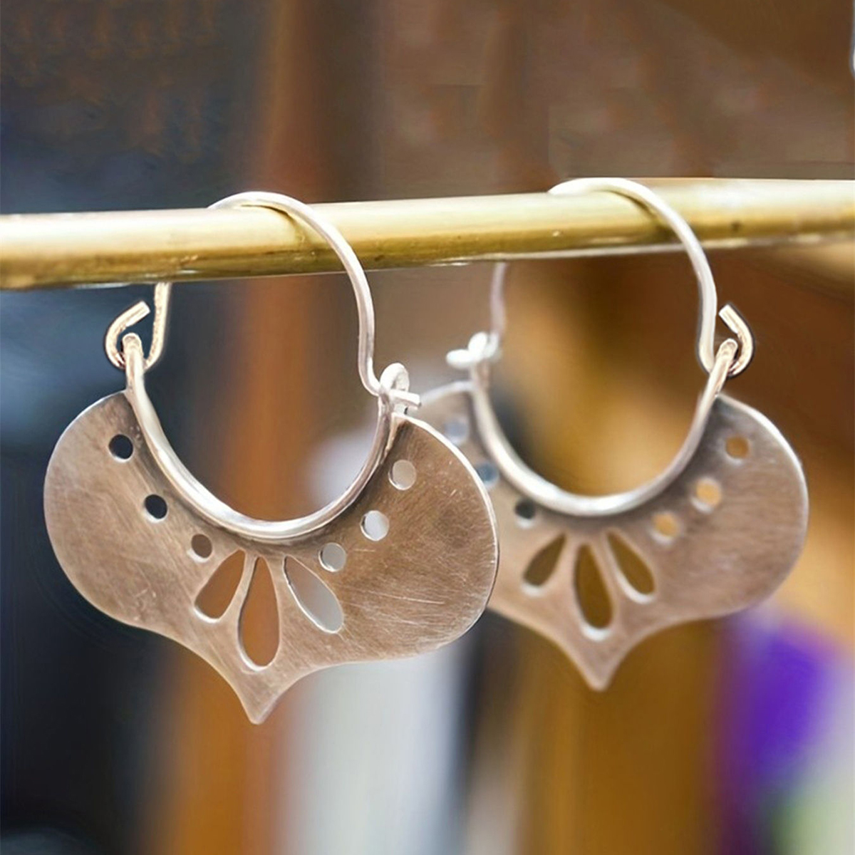 Three-dimensional Heart Shape Earrings For Women In Copper With White K Plated Water Plating And 0.03µm Thickness 2