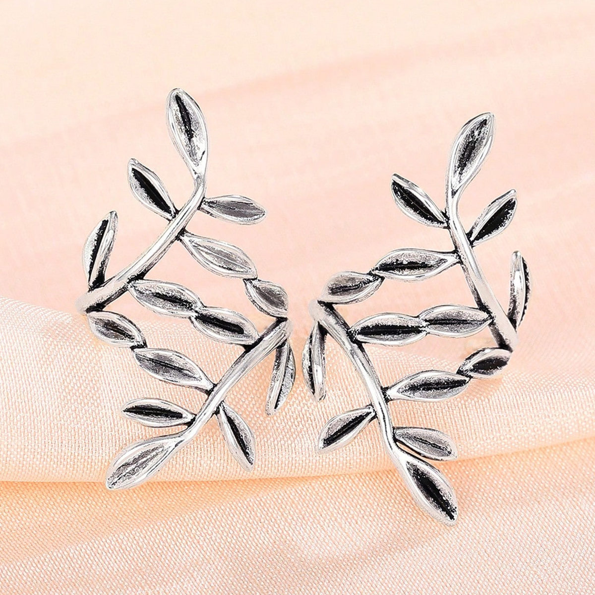 Three-dimensional Leaf Clip Earrings For Women In Copper With KC Golden Water Plating And 0.03µm Thickness 8