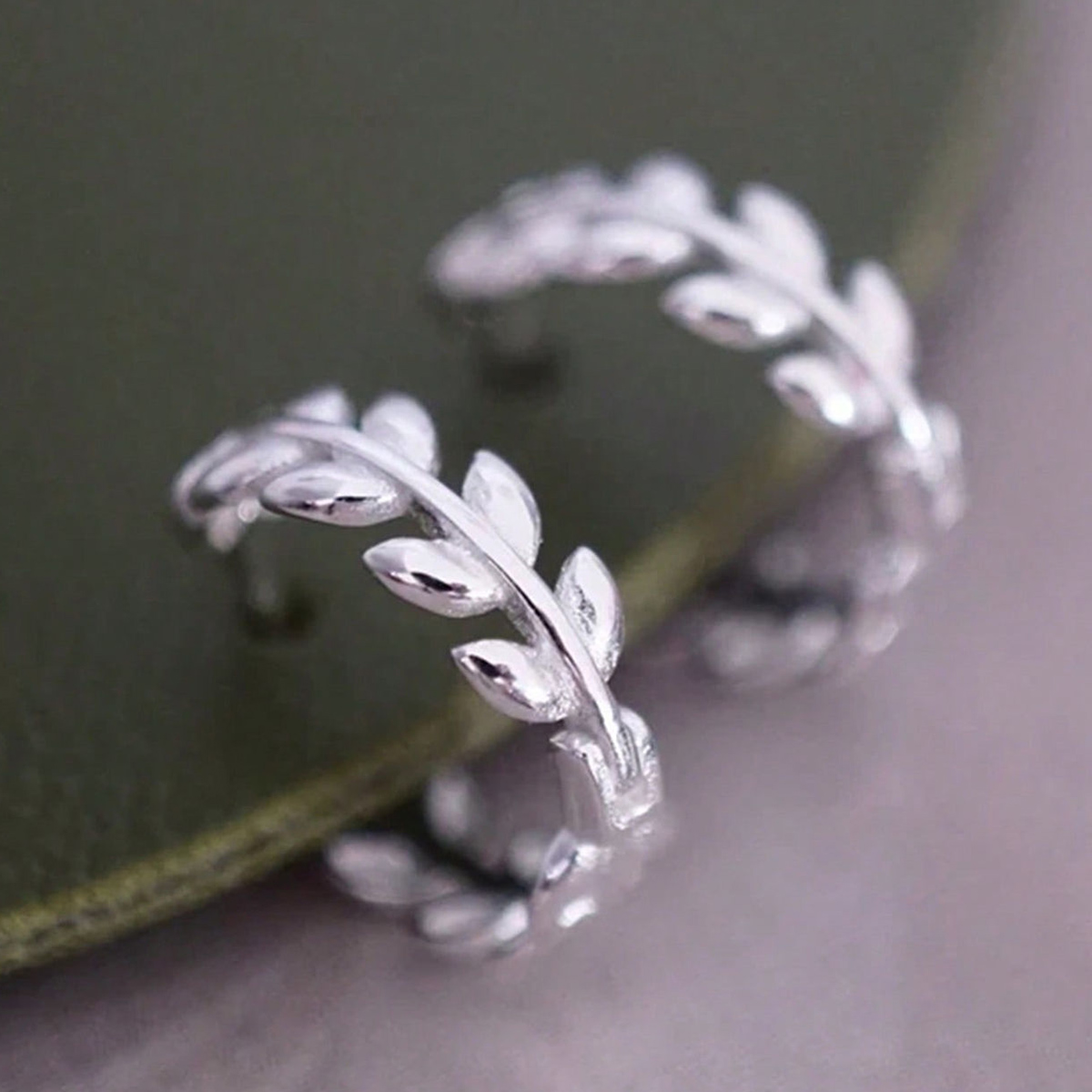 Three-dimensional Leaf Earrings For Women In Copper With White K Plated Water Plating And 0.03µm Coating Thickness 7