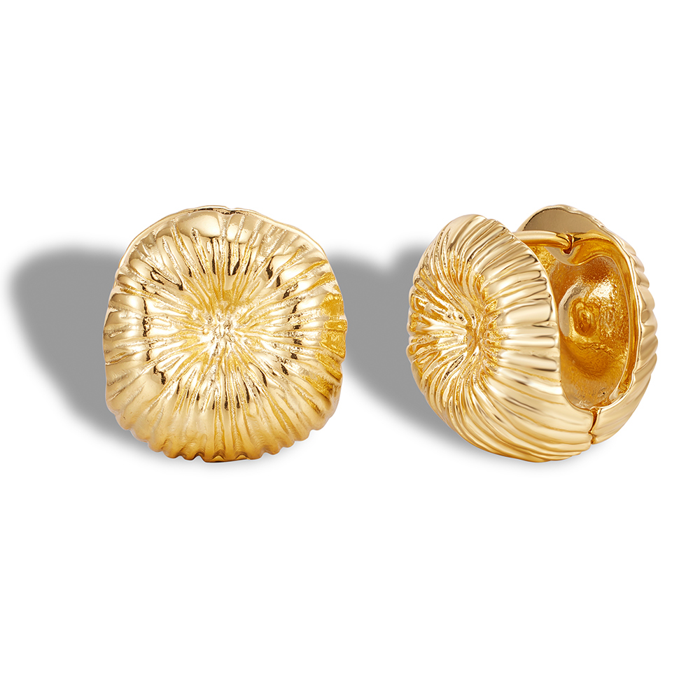 Three-dimensional Round Earrings For Women In Copper With 0.03µm Water Plating And 18K Real Gold Plated Finish