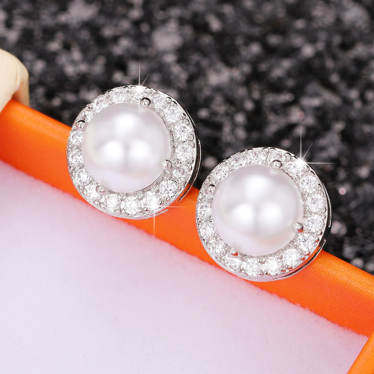 Three-dimensional Round Stud Earrings For Women In Copper With White K Water Plating And Pearl Inlay 5