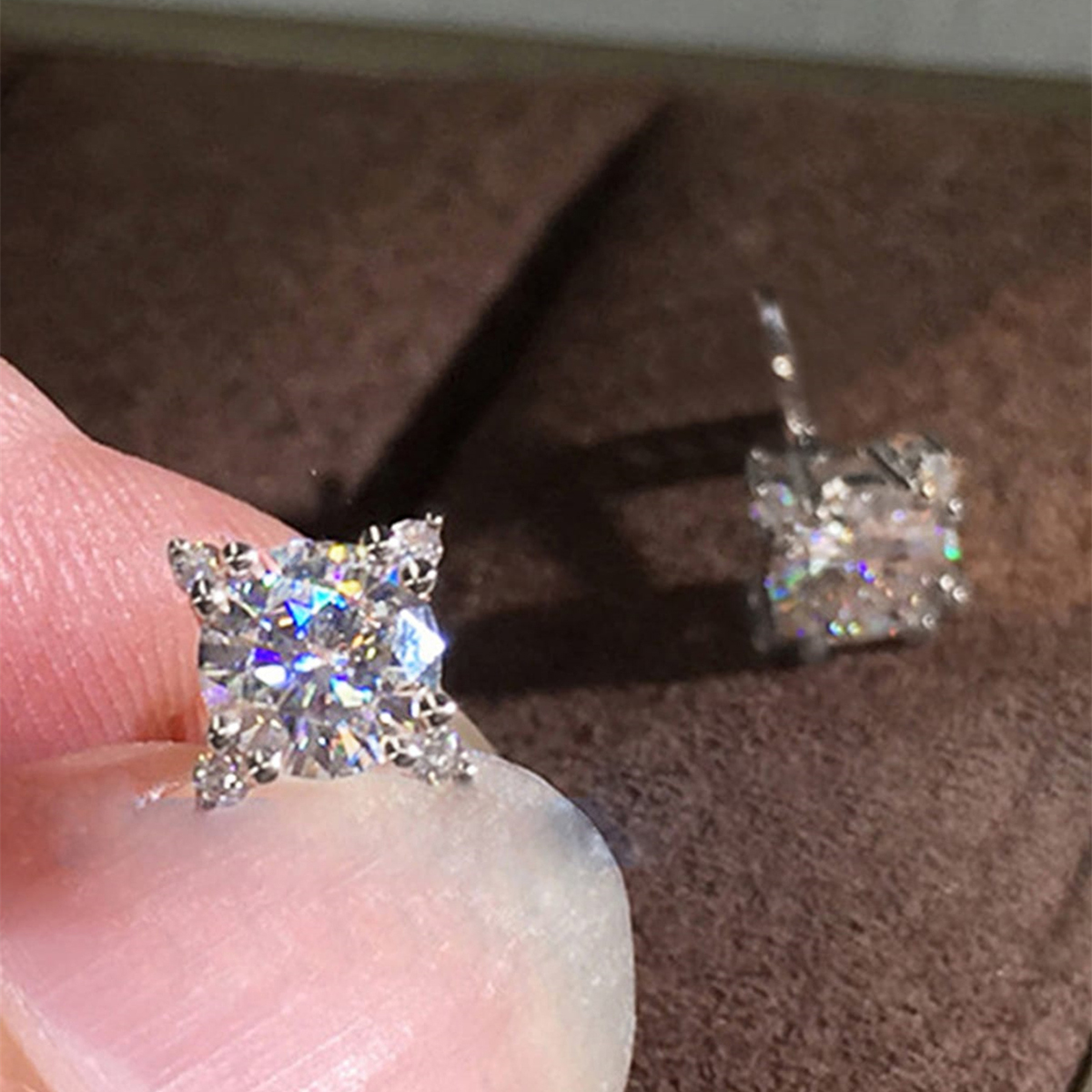 Three-dimensional Square Stud Earrings For Women In Copper With White K Water Plating And Zircon Inlay 2