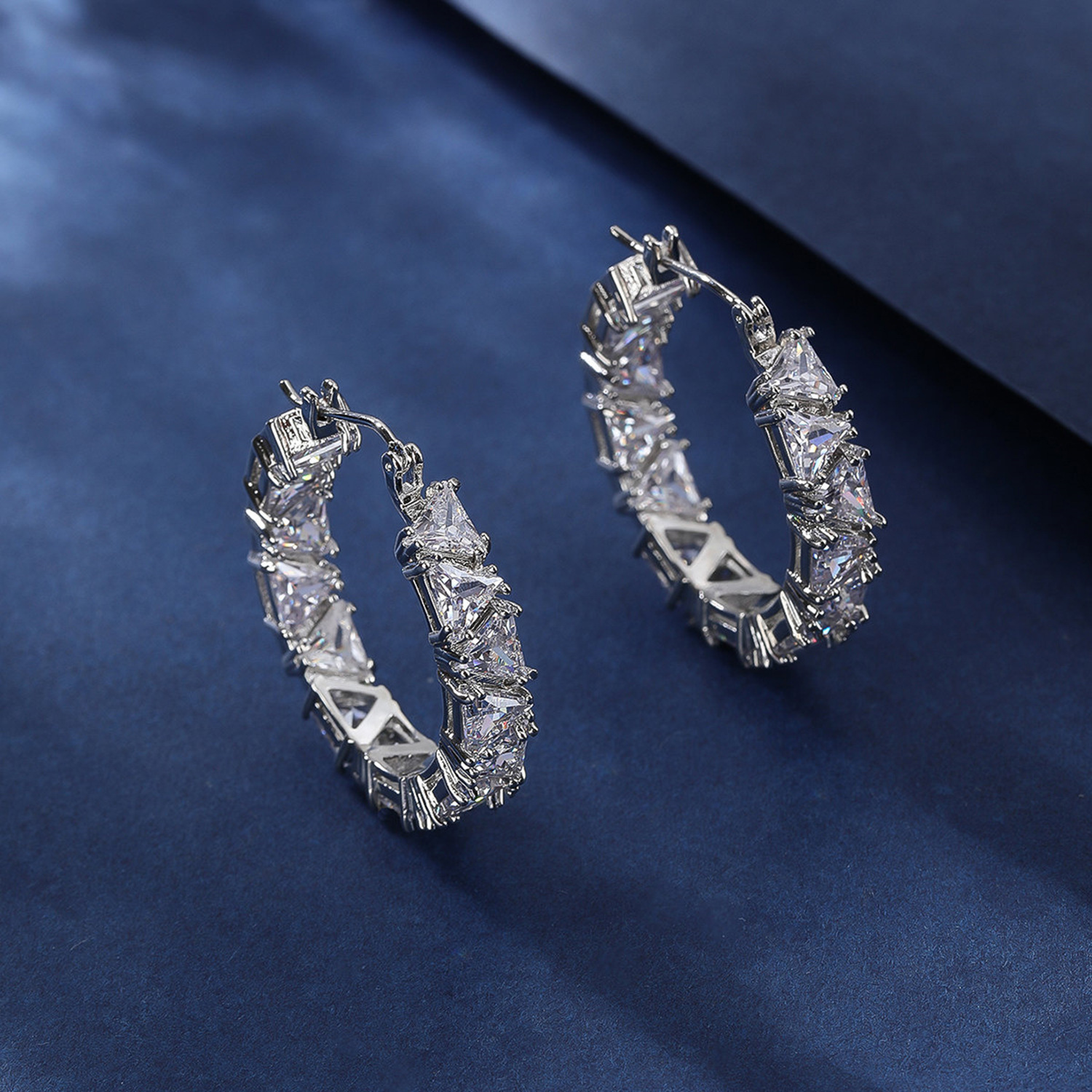 Trillion-cut Silver Unisex Earrings With Electroplated Finish And Copper Ear Pins Featuring Zircon Inlay