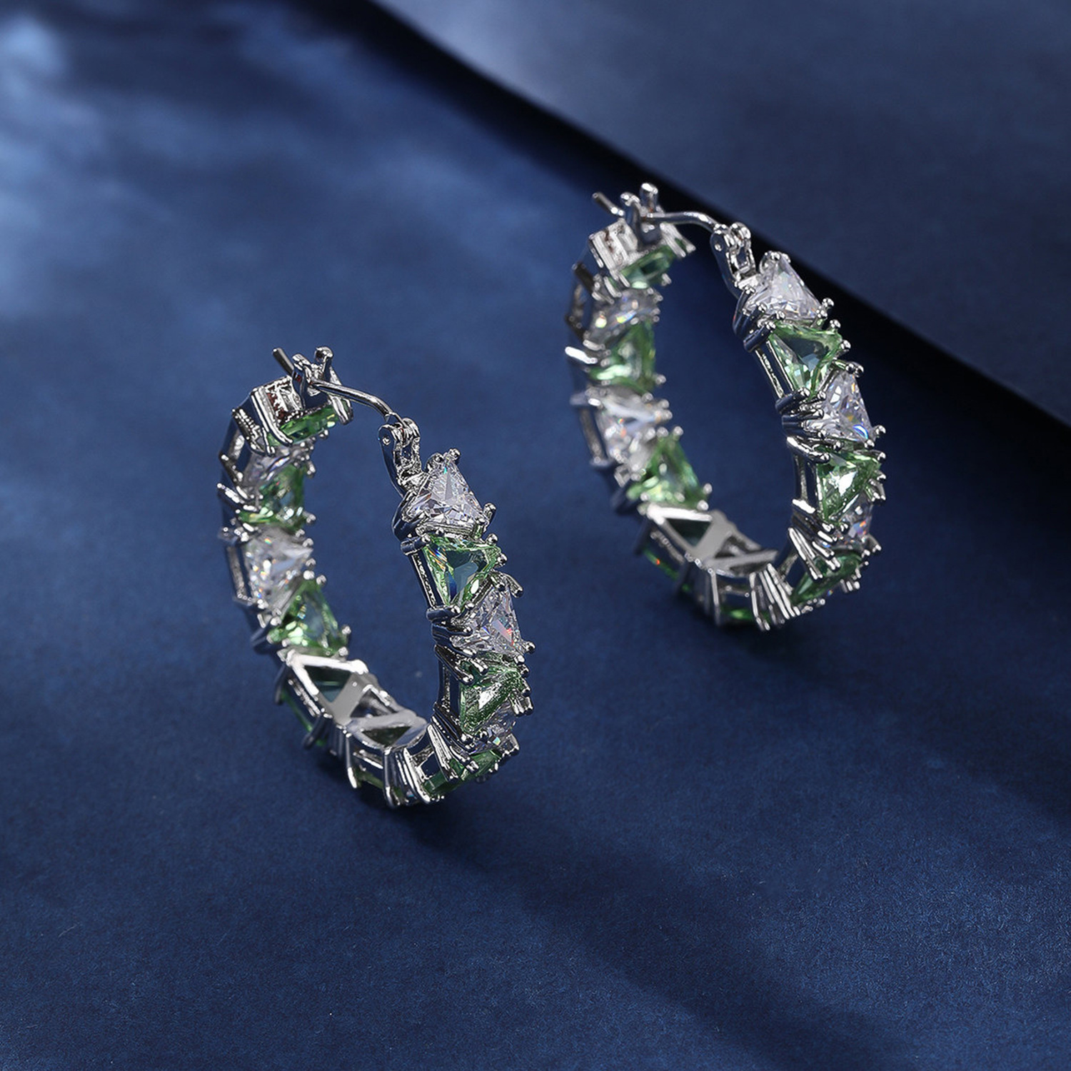 Trillion-cut Silver Unisex Earrings With Electroplated Finish And Copper Ear Pins Featuring Zircon Inlay 2