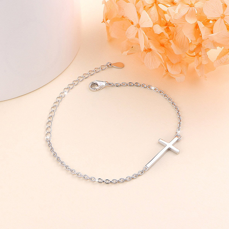 Unisex Cross Bracelet In Gold Electroplated Copper Featuring Simple Style Design 3