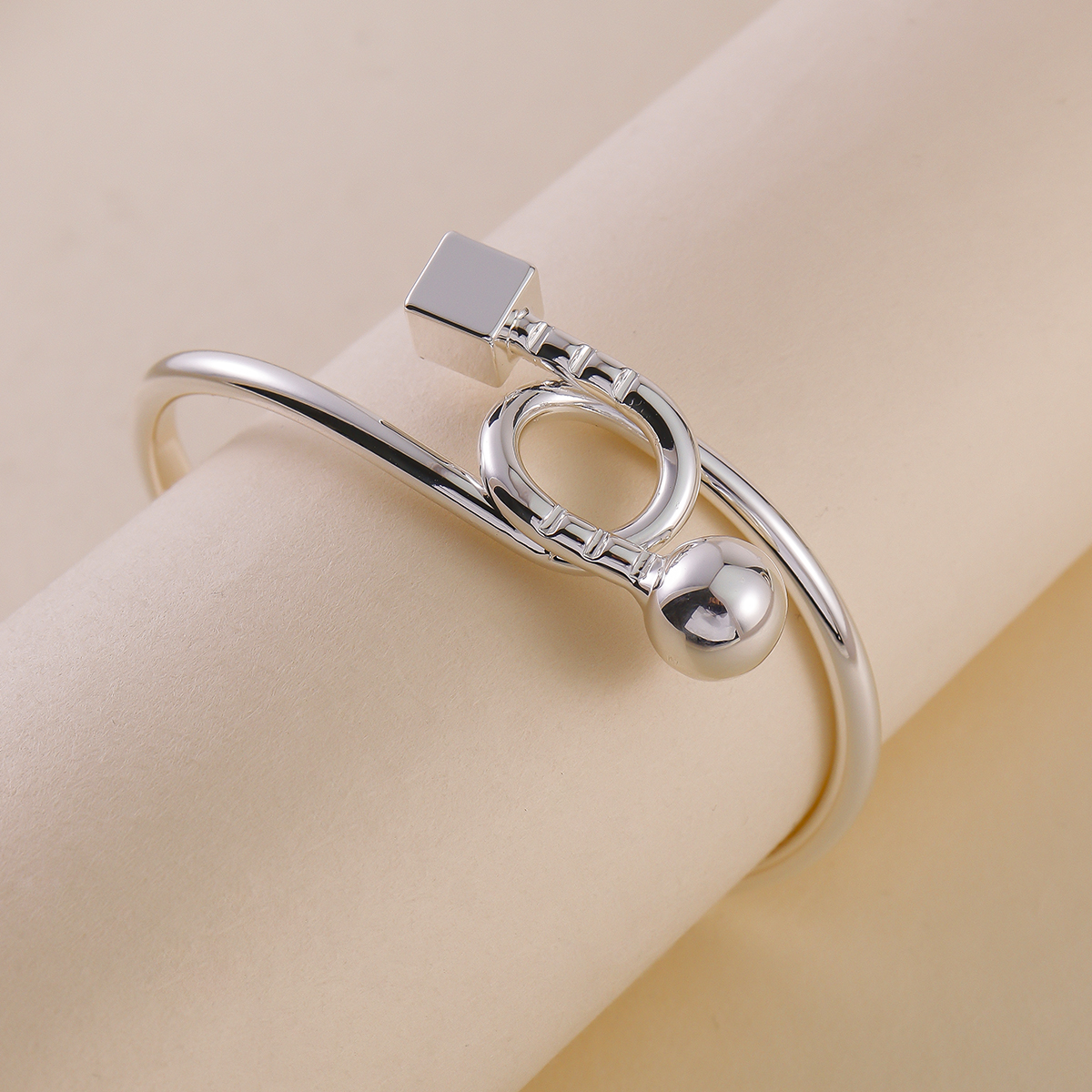 Unisex Cross Open Nail Bracelet Trendy Neutral Style Copper Geometric Pattern Hand Chain For Office Date Holiday Luxury Romantic 6
