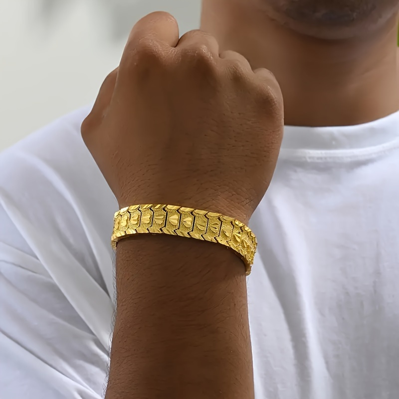 Unisex Heart Shape Asymmetrical Bracelet In Copper With 18K Real Gold Electroplated Plating And Thick Chain 2
