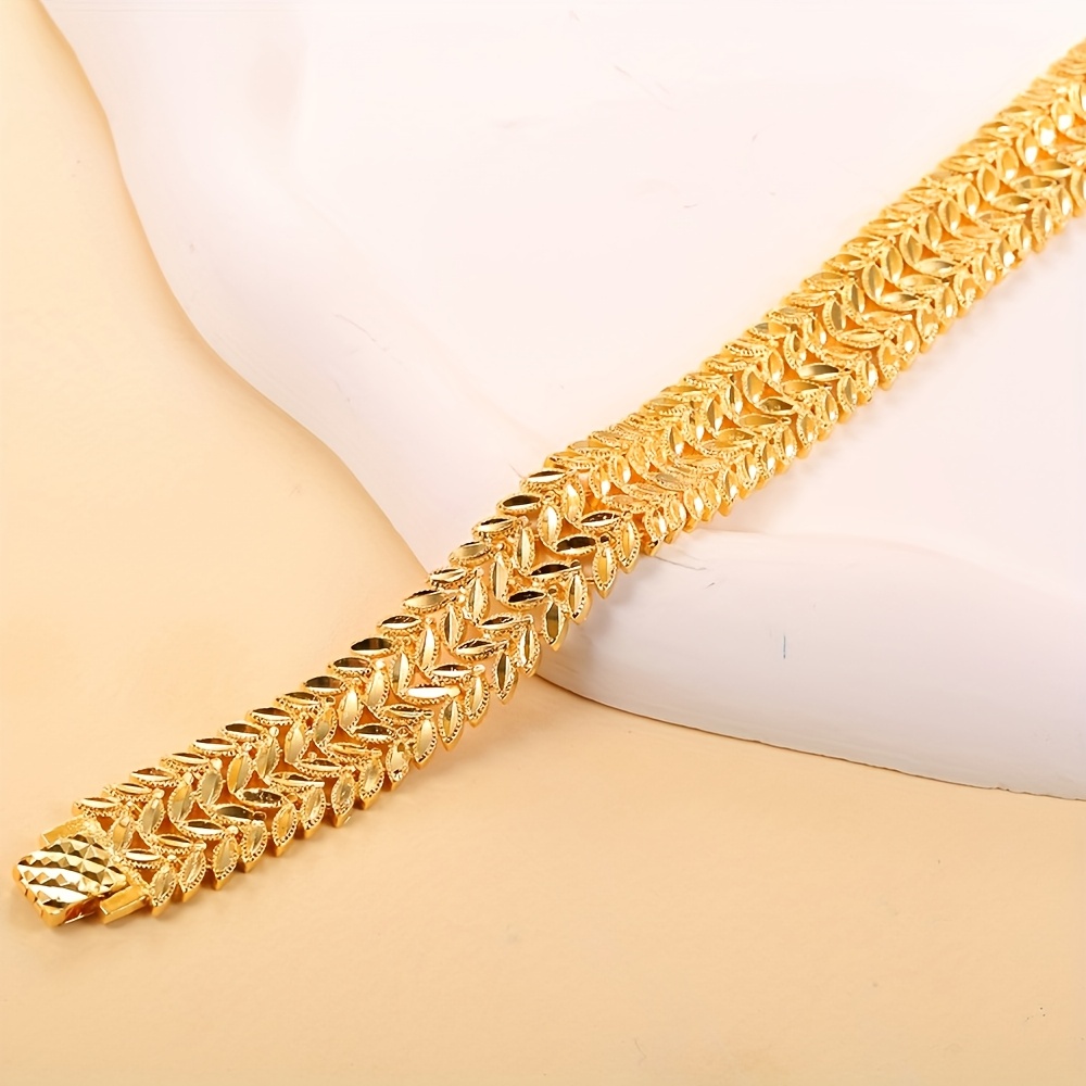 Unisex Heart Shape Asymmetrical Bracelet In Copper With 18K Real Gold Electroplated Plating And Thick Chain 4