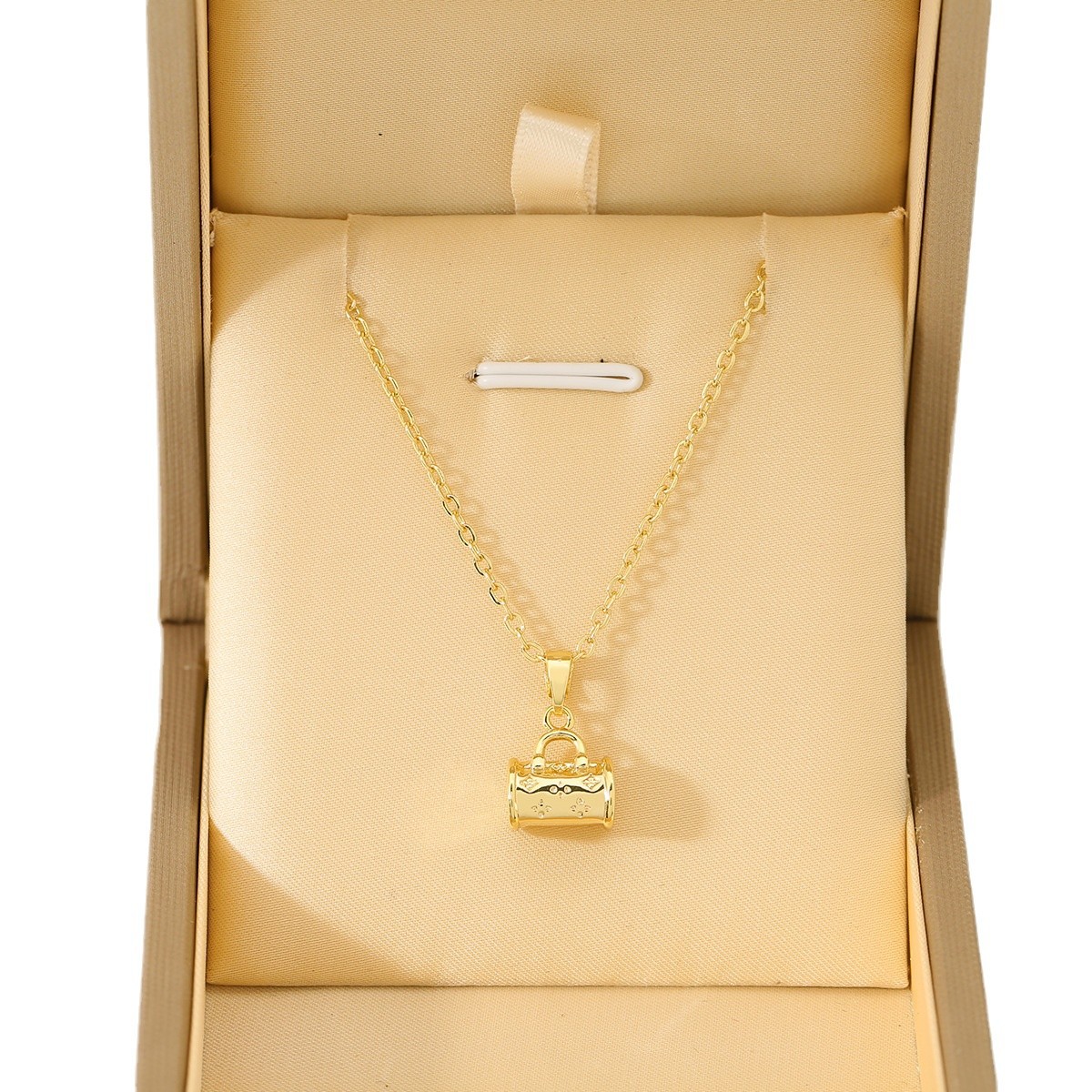 Unisex Pendant Necklace With Copper Pendant Featuring Rhinestones And Electroplated Gold Plating On A Cable Chain 5