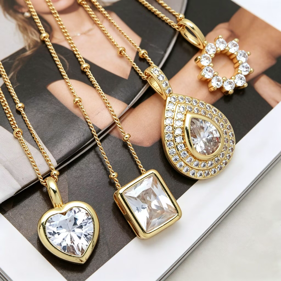 Water Droplets Inlay Pendant Necklace For Women In Copper With 18K Real Gold Plated PVD Coating And Zircon On Cable Chain