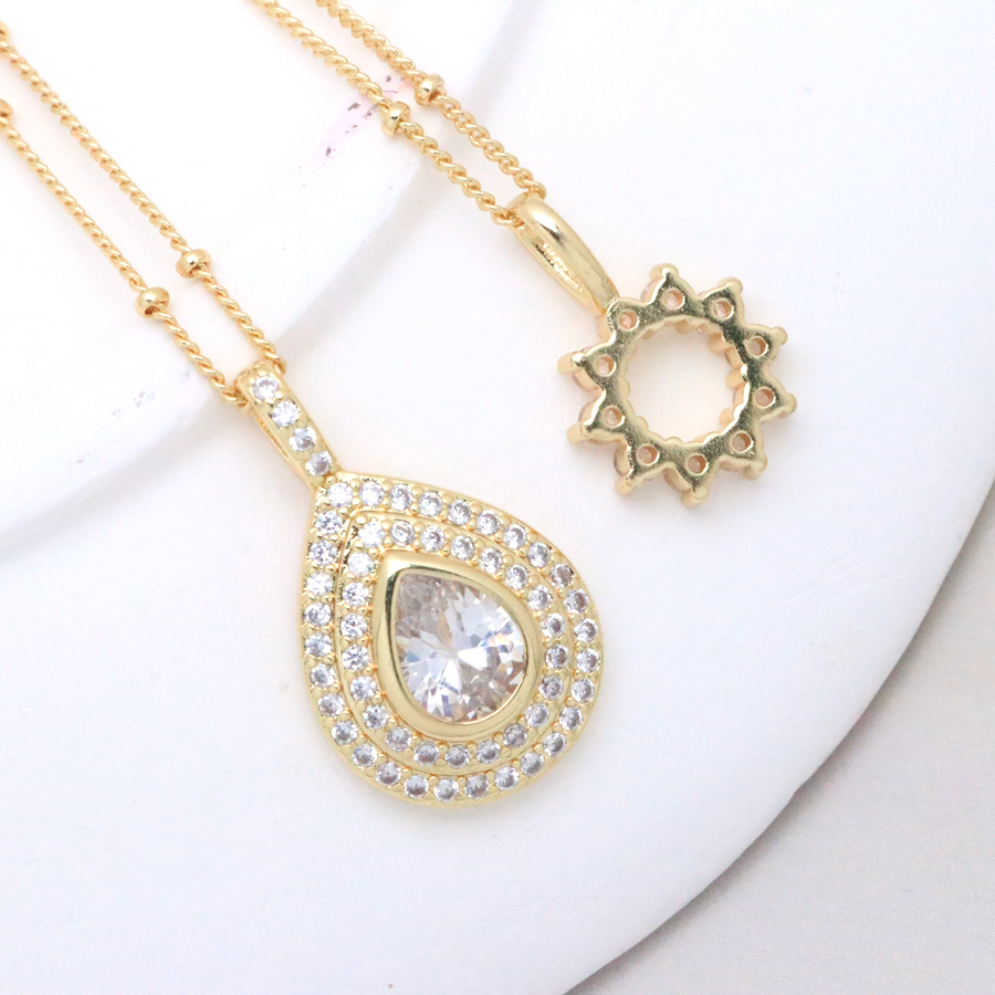 Water Droplets Inlay Pendant Necklace For Women In Copper With 18K Real Gold Plated PVD Coating And Zircon On Cable Chain 10