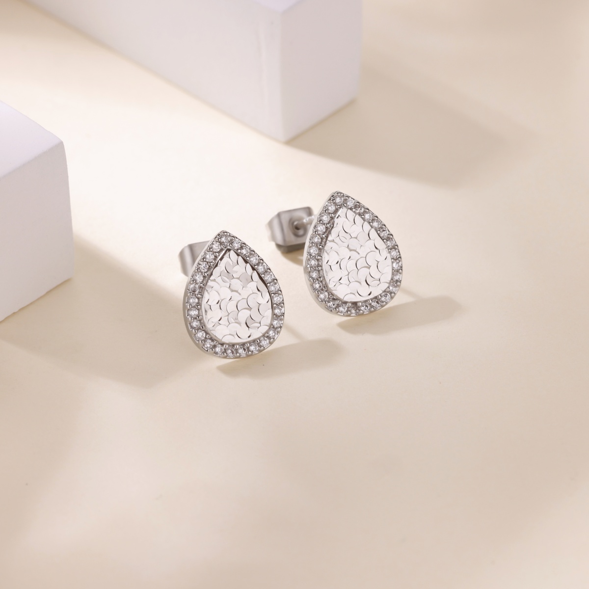 Water Droplets Earrings, Waterproof Non Tarnish PVD Coated 18K Gold Plated Copper With Zircon Inlay 5