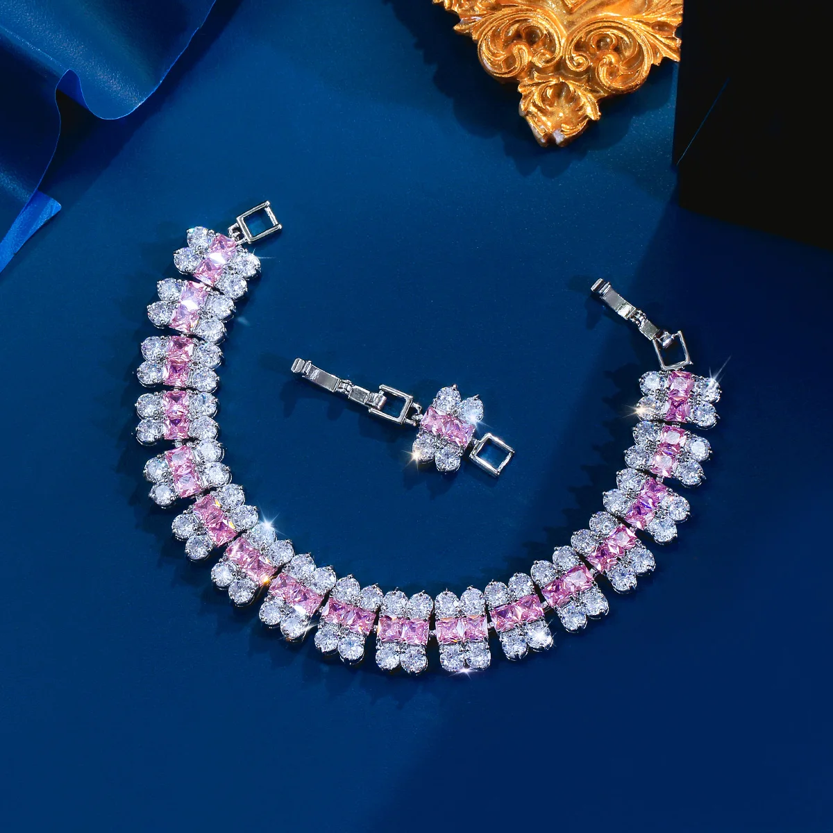 Water Plated White Gold Copper Material Inlaid Zircon Geometric Rhodium Plated (Jewelry) Waterproof Non-Fading Tennis Bracelet For Women Wide Full Diamond Date Christmas Gift 4