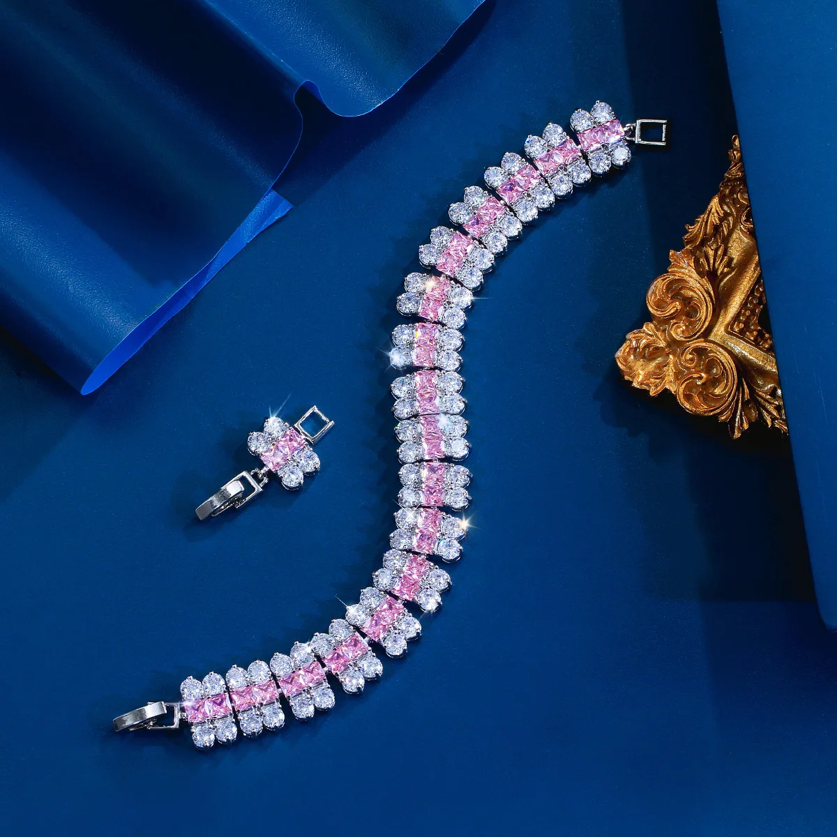 Water Plated White Gold Copper Material Inlaid Zircon Geometric Rhodium Plated (Jewelry) Waterproof Non-Fading Tennis Bracelet For Women Wide Full Diamond Date Christmas Gift 6