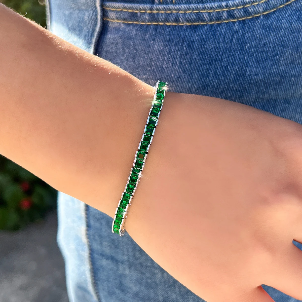 Water Plated White Gold Rhodium Plated Inlaid Square Blue/Green Zircon Geometric Copper Material (Jewelry) Waterproof Non-Fading Women's Simple Tennis Bracelet 7