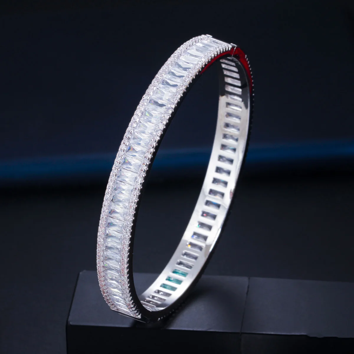 Waterproof Non Tarnish Circle Bangle For Women In Copper With Rhodium Plated Water Plating And Zircon Inlay 7