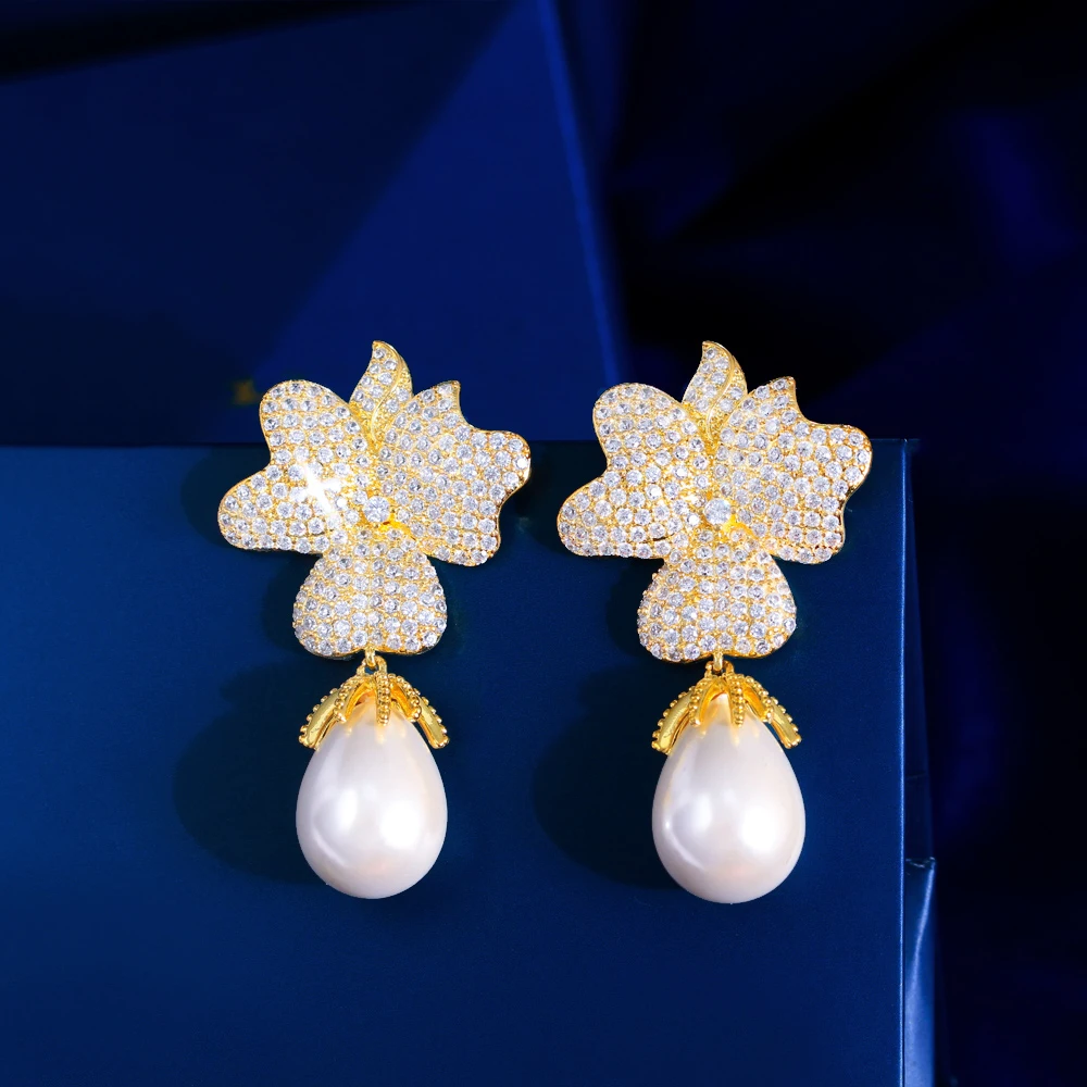 Waterproof Non Tarnish Flowers Drop Earrings For Women In Copper With Rhodium Plated Water Plating And Pearl Inlay 3