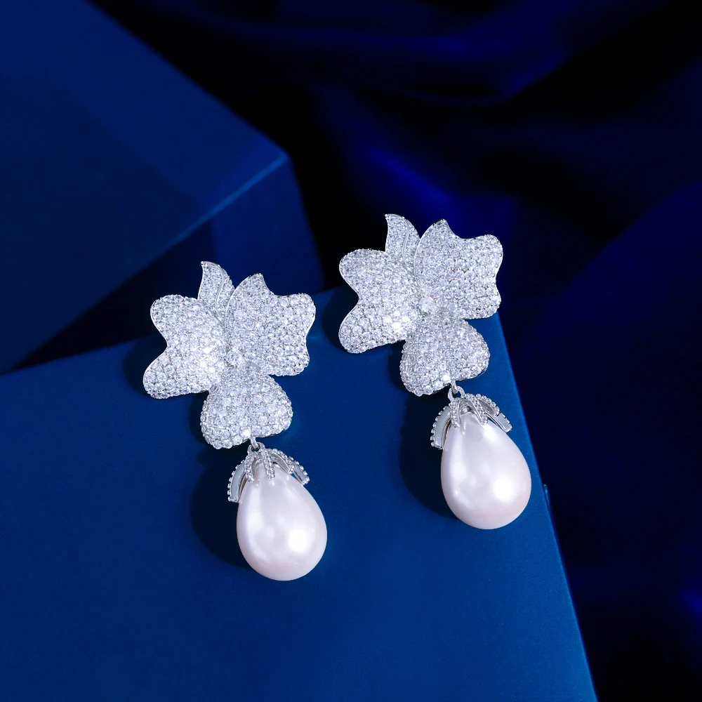 Waterproof Non Tarnish Flowers Drop Earrings For Women In Copper With Rhodium Plated Water Plating And Pearl Inlay 4