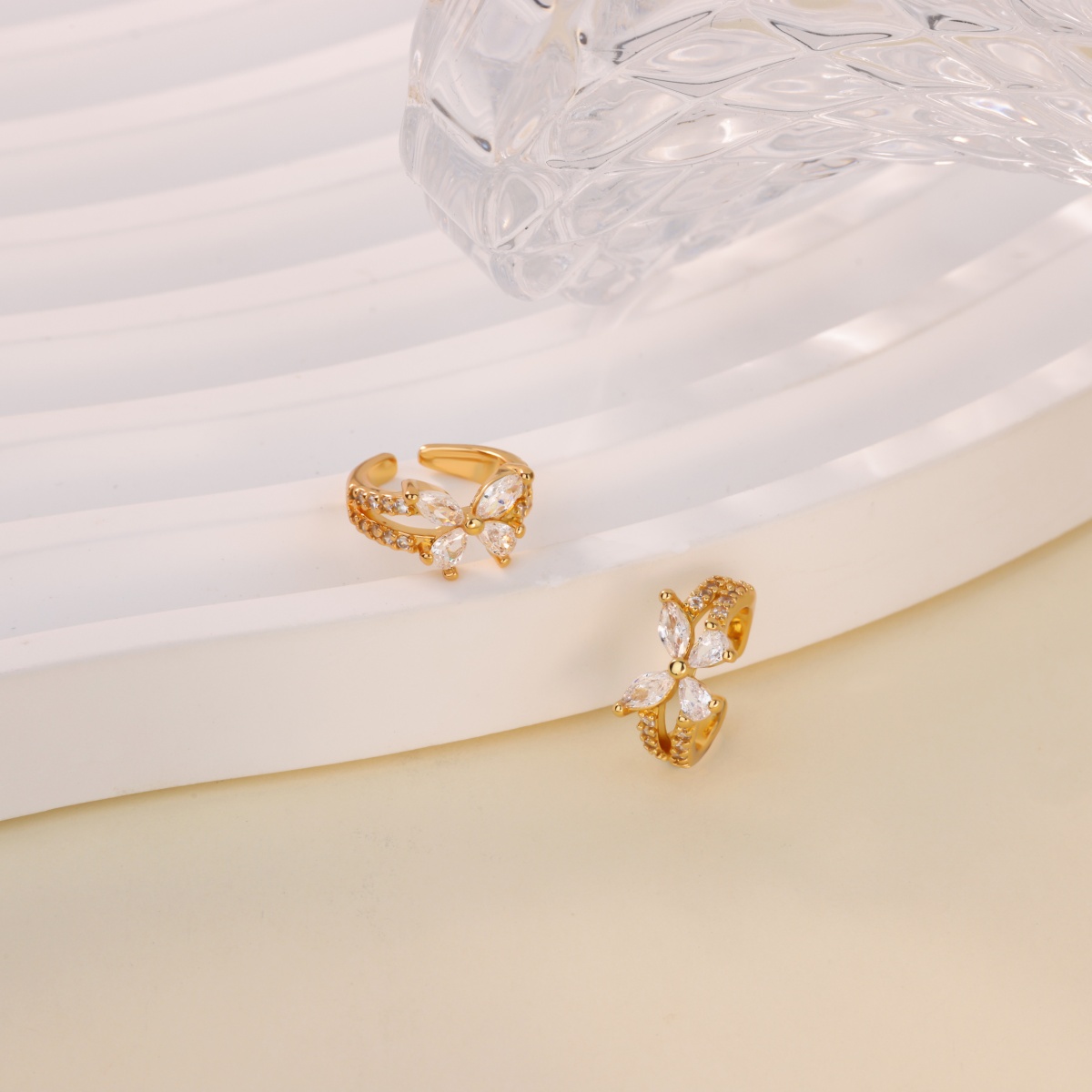 Waterproof Non Tarnish Leaf Earrings For Women, PVD Coated Copper With 18K Real Gold Plated And Zircon Inlay 2