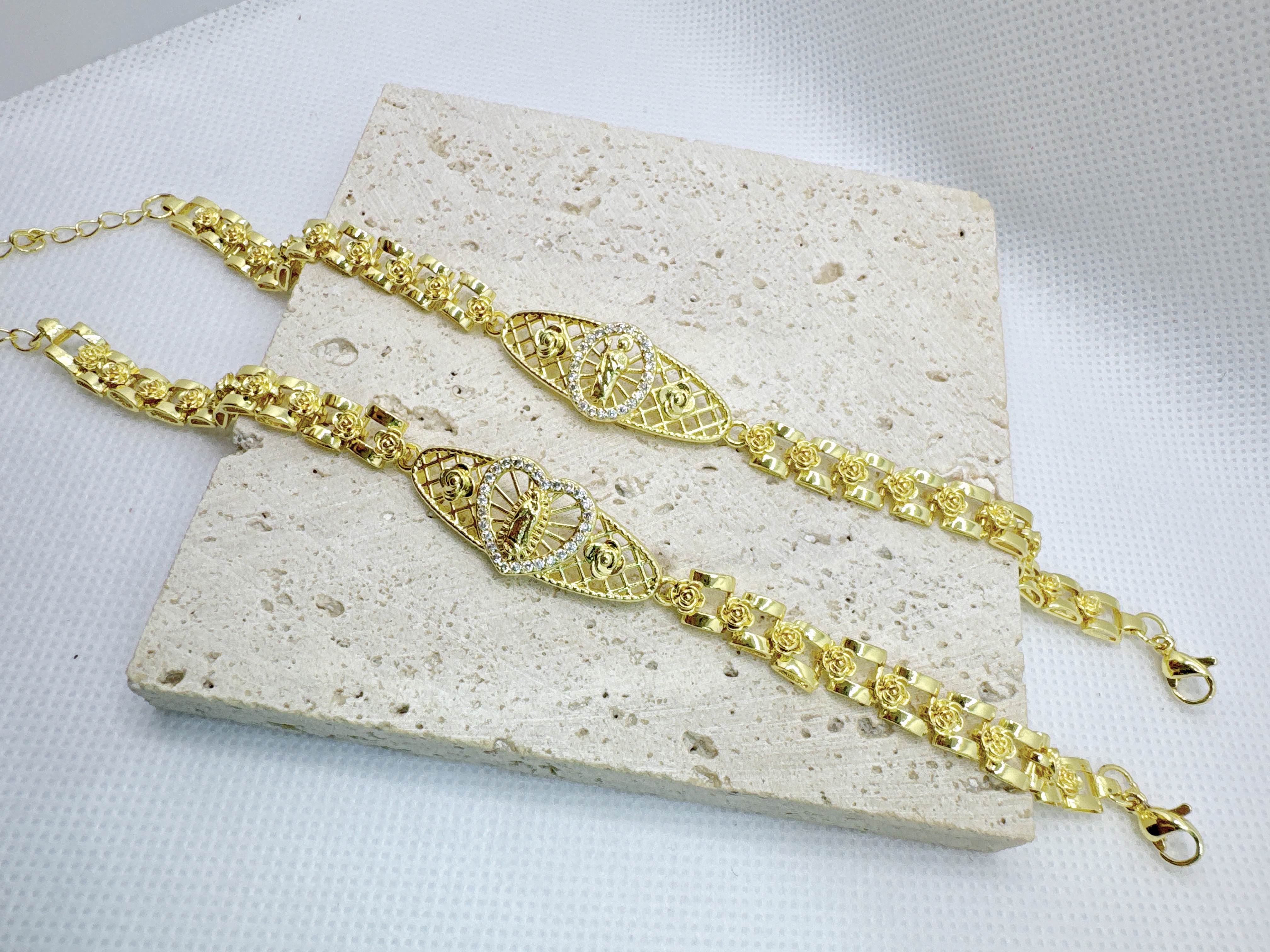 Wholesale Jewelry Casual Religion Simple Style Our Lady Of Guadalupe Jesus Copper Zircon 18K Gold Plated Polishing Plating Bracelets Handmade Chain