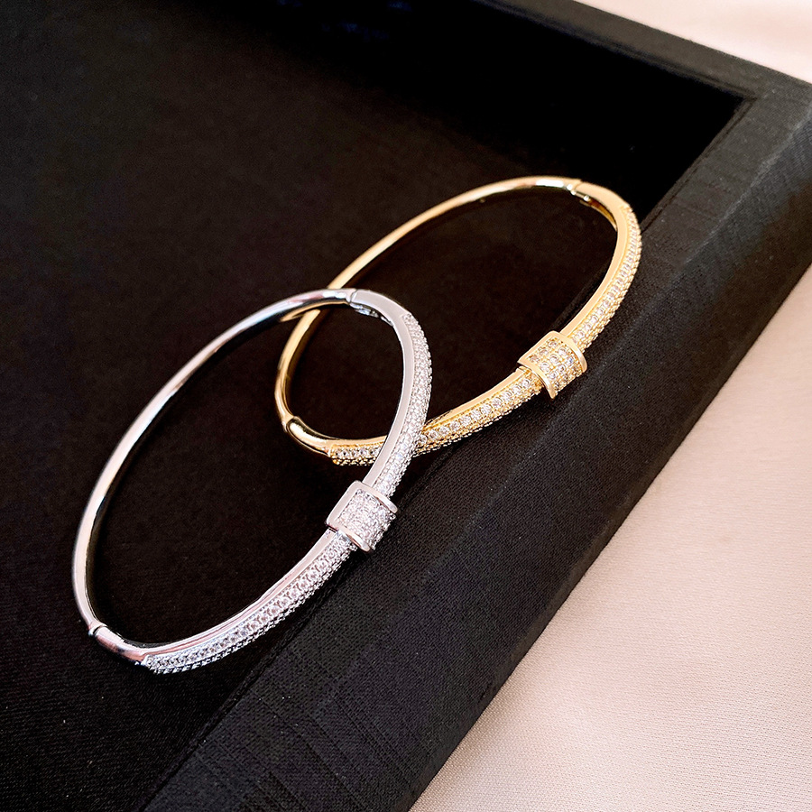 Wholesale Jewelry Modern Style Simple Style Geometric Copper Zircon Inlay Bangle