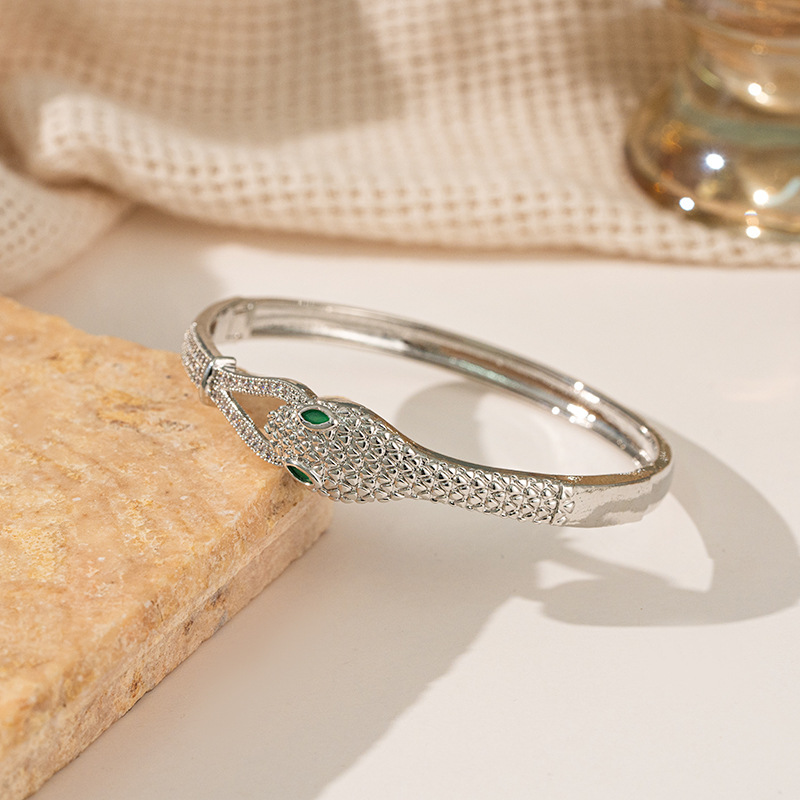 Wholesale Jewelry Vintage Style Classic Style Snake Copper Bangle 4