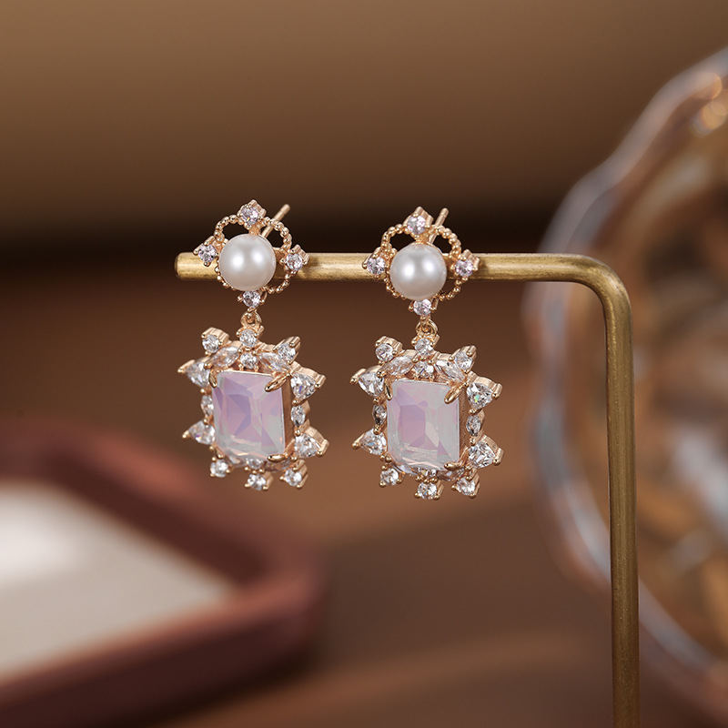 For Women Quadrilateral Earrings In Real Gold Plated Copper With Zircon Inlay, Elegant Gold Tone Jewelry 3